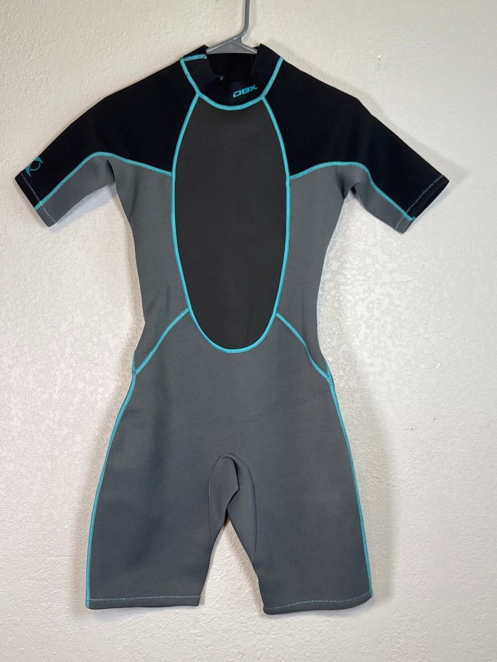 NEW DBX Shorty Black Wetsuit Wet Suit Womens 10 3/2 MM Back Zipj Black Neoprene
